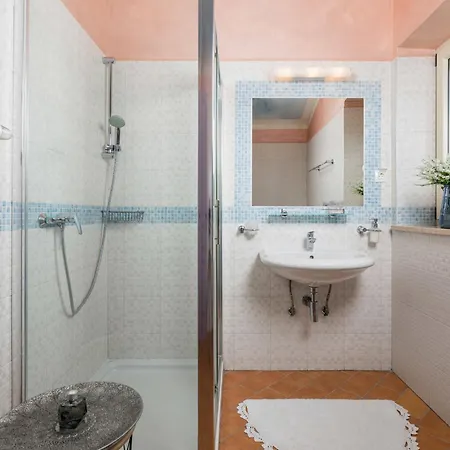 בית נופש Goretini By Interhome Nedeščina