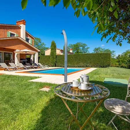 בית נופש Goretini By Interhome Nedeščina